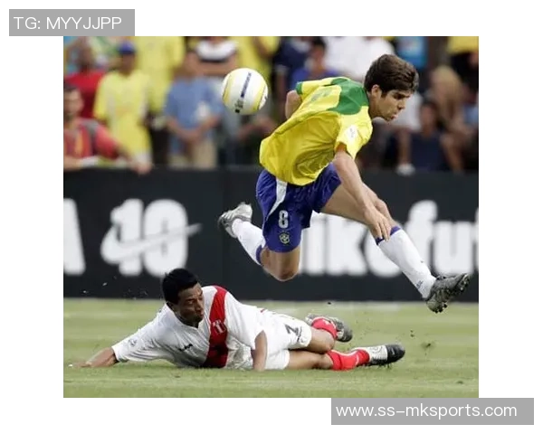 小儒尼尼奥的足球传奇之路与天下足球的辉煌时刻